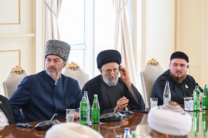 Prezident Bakıda keçirilən beynəlxalq konfransların iştirakçılarını qəbul etdi — FOTOLAR (YENİLƏNİB)