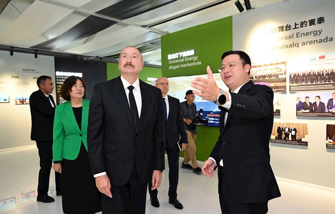 Prezident “Qobustan” Günəş Elektrik Stansiyasının açılışında — FOTOLAR Prezident “Qobustan” Günəş Elektrik Stansiyasının açılışında — FOTOLAR
