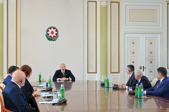 Prezident İlham Əliyev TDT-yə üzv ölkələrin təhlükəsizlik üzrə rəhbər şəxslərini qəbul edib — FOTOLAR (yenilənib)