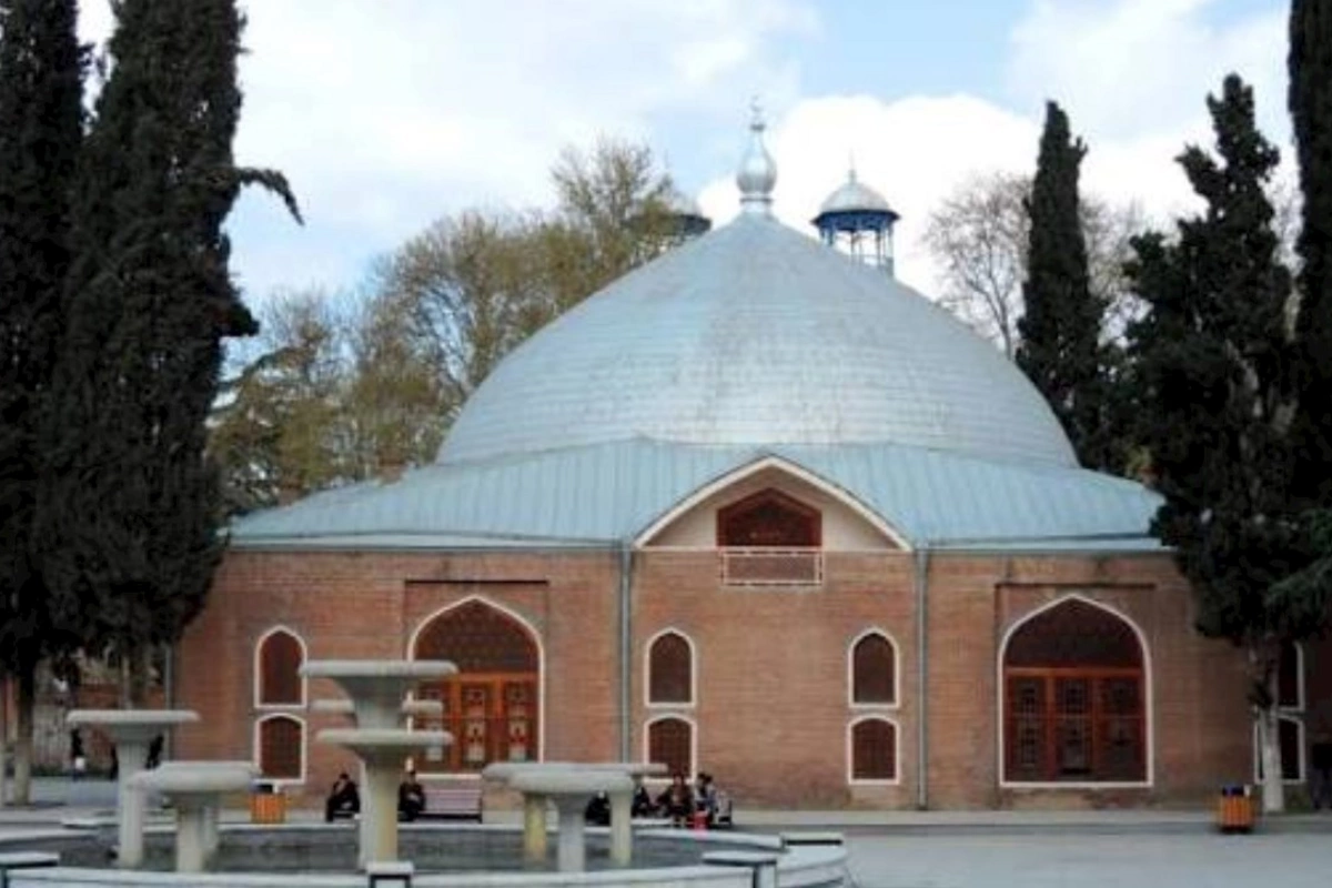 Şah Abbas məscidinin bərpasına başlanılıb — Rəsmi
