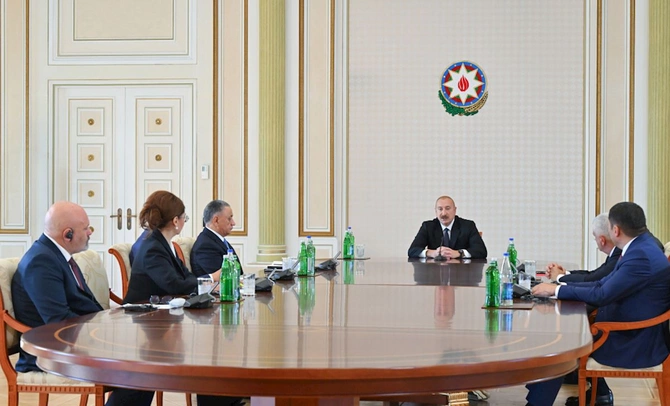 Prezident İlham Əliyev TDT-yə üzv ölkələrin təhlükəsizlik üzrə rəhbər şəxslərini qəbul edib — FOTOLAR (yenilənib)