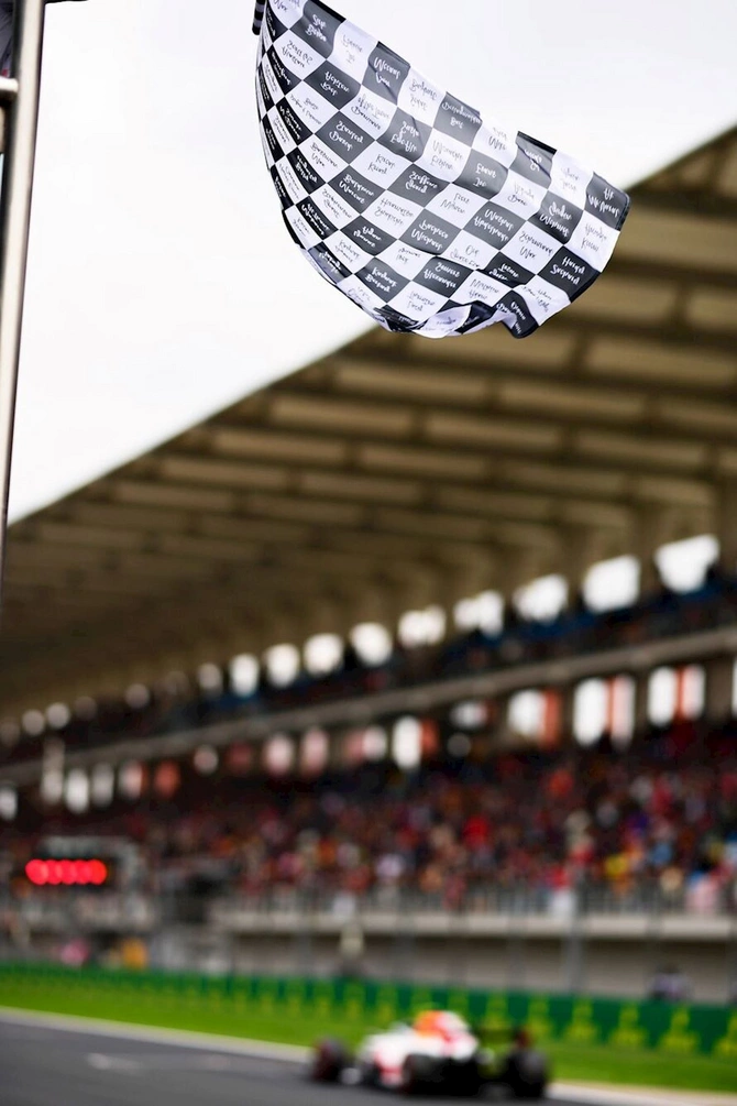 Formula 1 altı illik fasilədən sonra İstanbula qayıdır — Tarix açıqlandı (FOTOLAR)