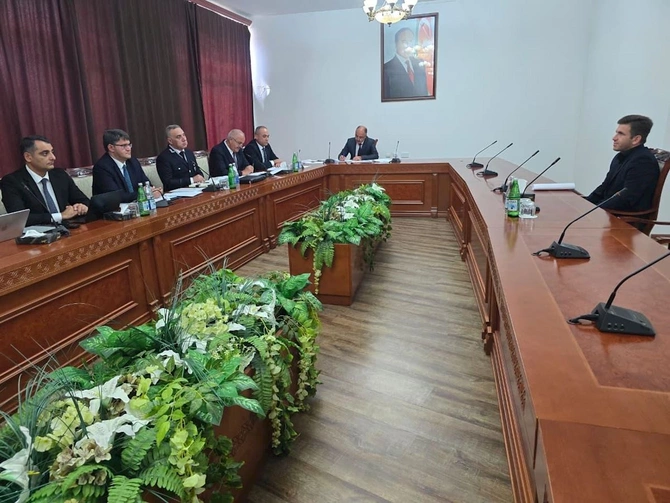 Nazir Xankəndidə vətəndaşları qəbul etdi — FOTOLAR