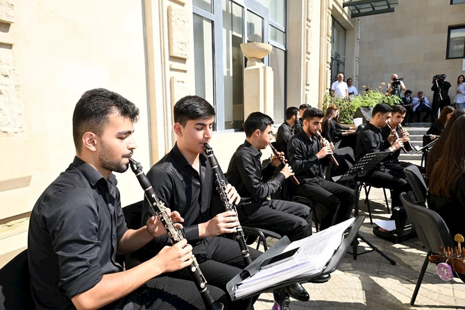 Milli Konservatoriyada Musiqi Günü qeyd olunub — FOTOLAR Milli Konservatoriyada Musiqi Günü qeyd olunub — FOTOLAR