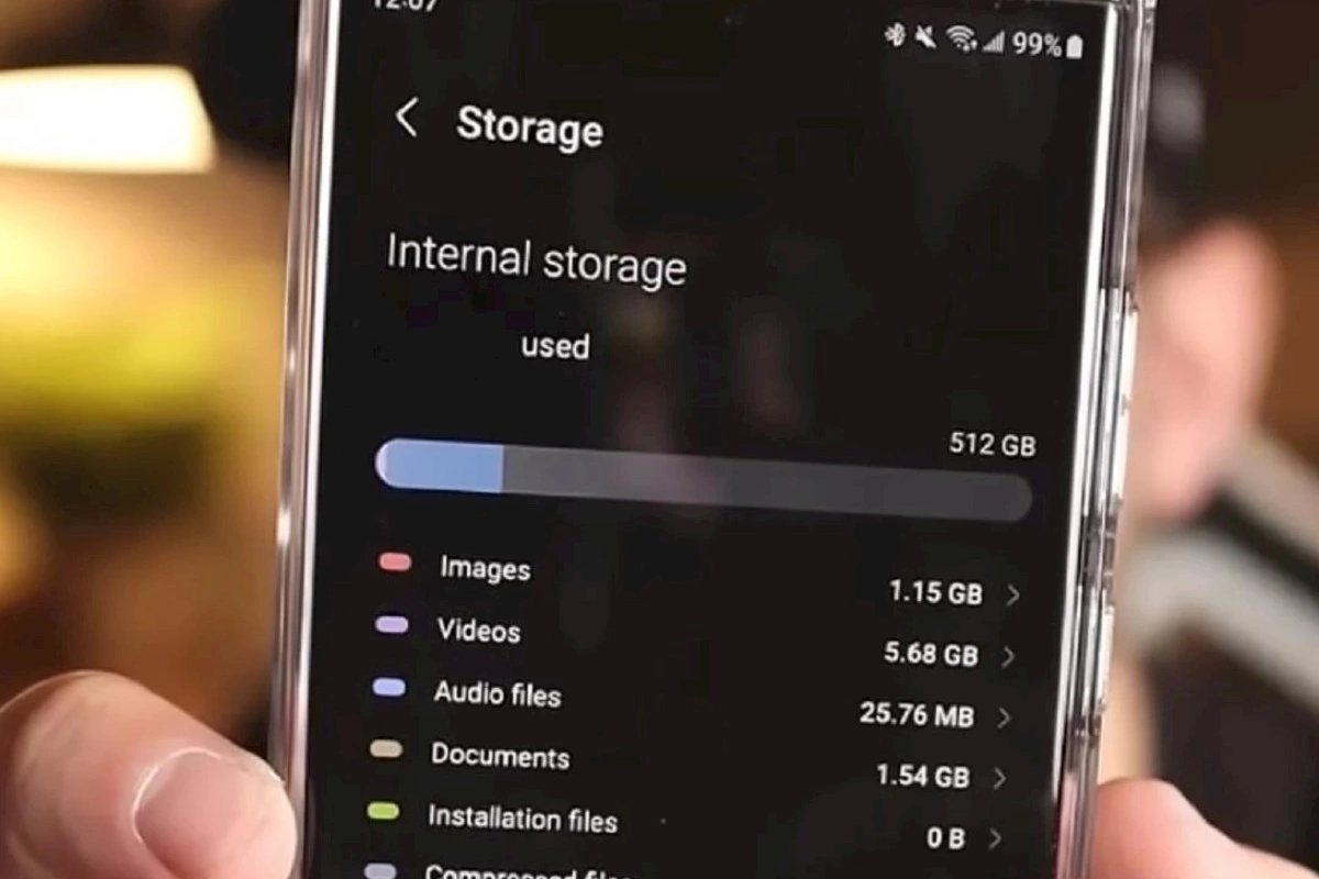 Telefonda 15 GB yaddaş boş yerə tutula bilər: Harada axtarmaq lazımdır?