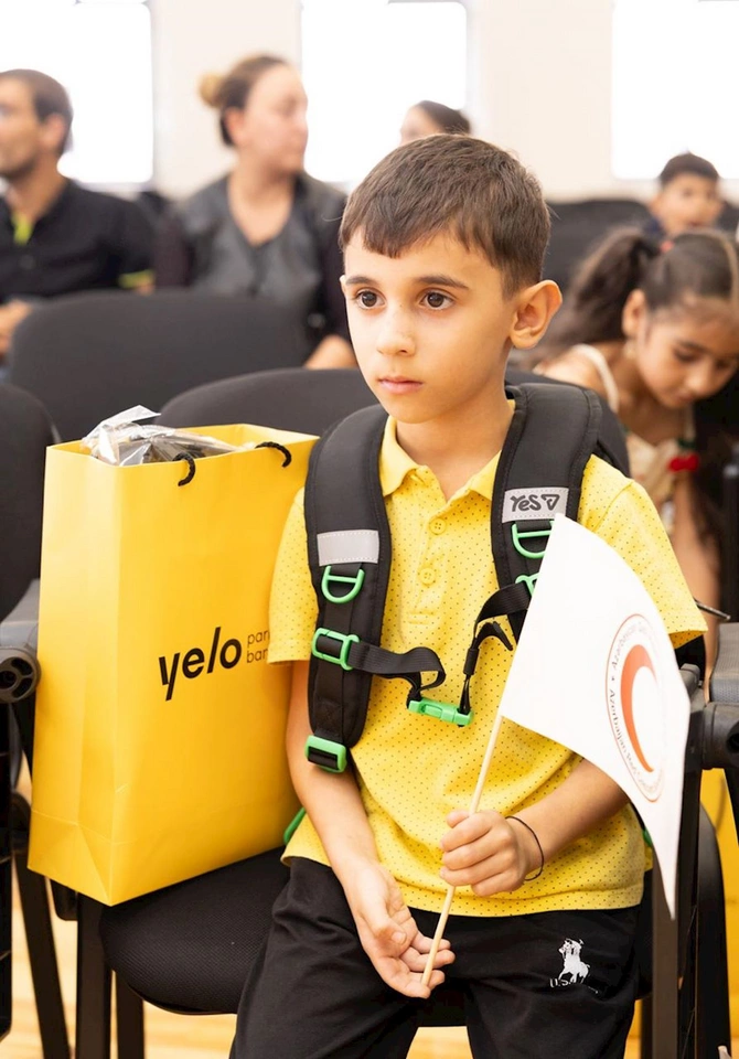 Yelo Bank Cəbrayılda birincilərin məktəb həyəcanına şərik oldu — FOTOLAR