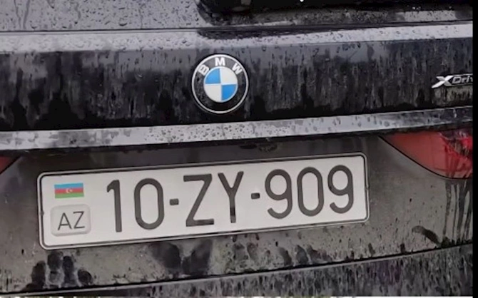 Ödənişli yolda aşan “BMW X7”də ölən Eltonun FOTOSU