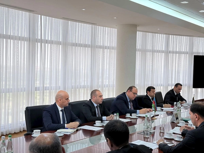Azərbaycan və Türkmənistan viza rejiminin sadələşdirilməsini müzakirə edib — FOTOLAR Azərbaycan və Türkmənistan viza rejiminin sadələşdirilməsini müzakirə edib — FOTOLAR