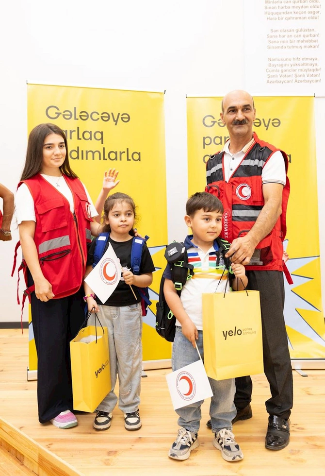 Yelo Bank Cəbrayılda birincilərin məktəb həyəcanına şərik oldu — FOTOLAR