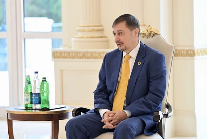 Prezident BMT-nin Azərbaycanda yeni təyin olunmuş rezident əlaqələndiricisini qəbul edib — FOTOLAR Prezident BMT-nin Azərbaycanda yeni təyin olunmuş rezident əlaqələndiricisini qəbul edib — FOTOLAR