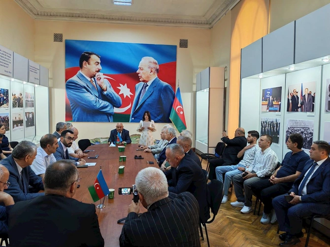“Müstəqillik Bəyannaməsi – 35” adlı tədbir keçirilib — FOTOLAR “Müstəqillik Bəyannaməsi – 35” adlı tədbir keçirilib — FOTOLAR