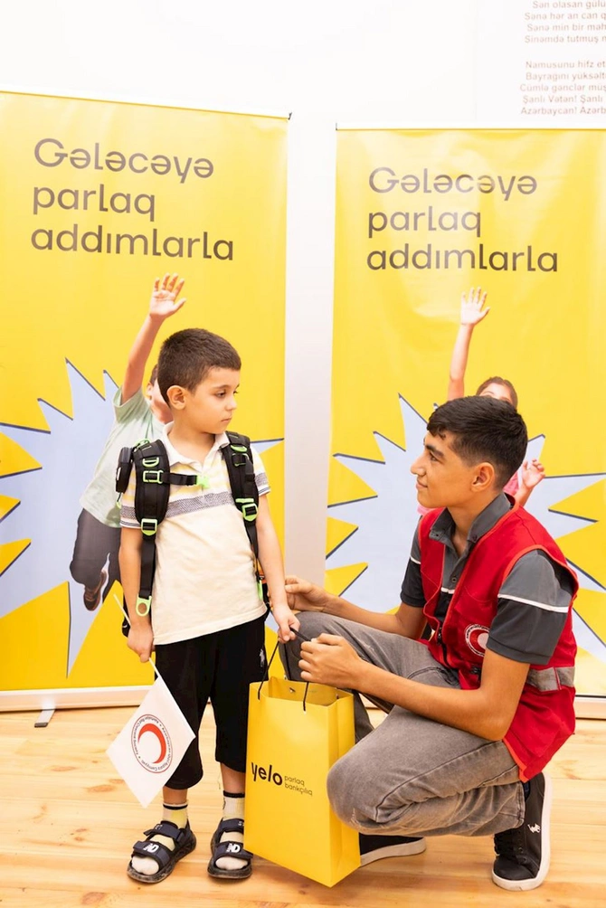 Yelo Bank Cəbrayılda birincilərin məktəb həyəcanına şərik oldu — FOTOLAR