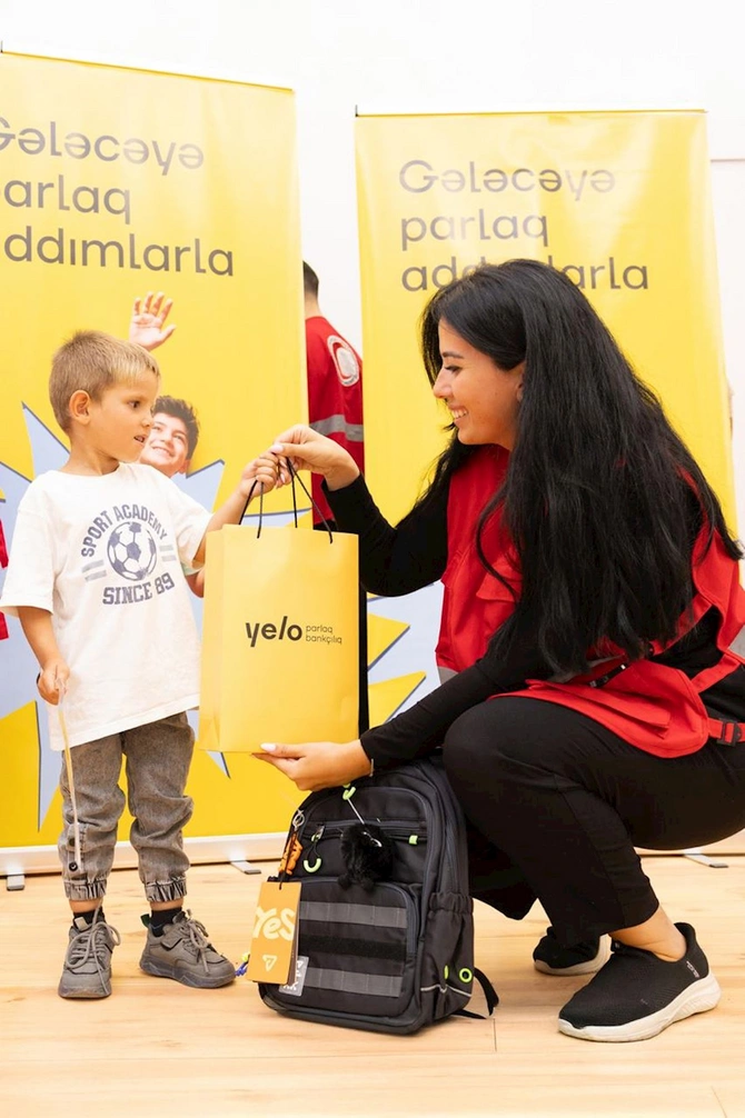 Yelo Bank Cəbrayılda birincilərin məktəb həyəcanına şərik oldu — FOTOLAR