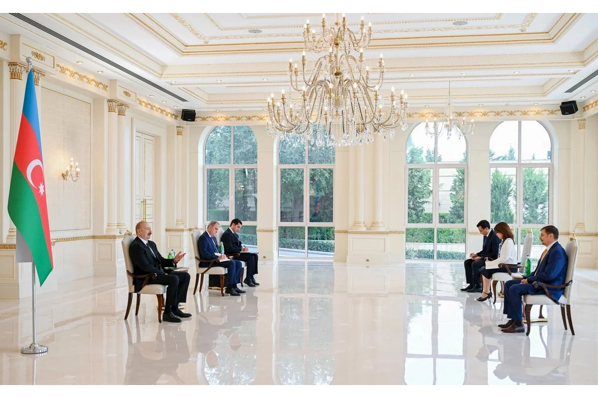 Prezident BMT-nin Azərbaycanda yeni təyin olunmuş rezident əlaqələndiricisini qəbul edib — FOTOLAR