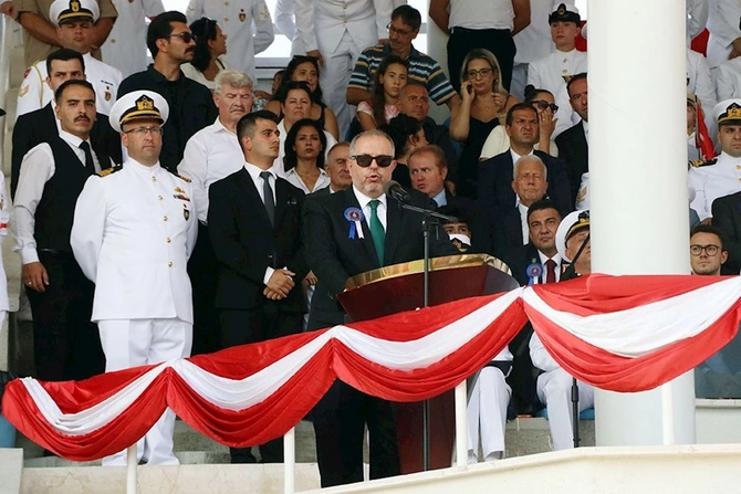 Türkiyədə təhsilini bitirən Azərbaycan hərbçilərinə diplomlar təqdim edilib — FOTOLAR Türkiyədə təhsilini bitirən Azərbaycan hərbçilərinə diplomlar təqdim edilib — FOTOLAR