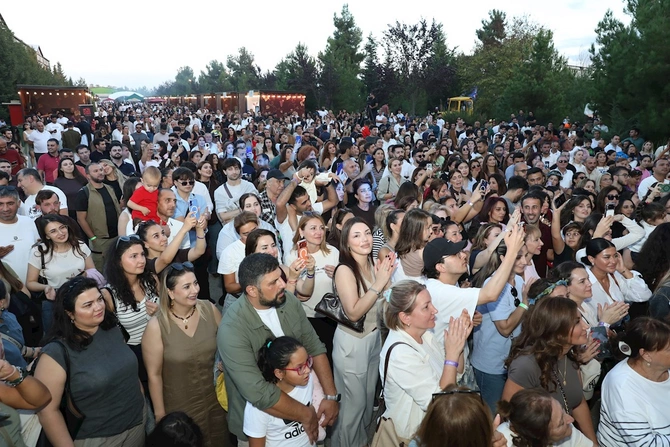 Şamaxıda ikigünlük Üzüm və Şərab Festivalı başa çatdı — FOTOLAR Şamaxıda ikigünlük Üzüm və Şərab Festivalı başa çatdı — FOTOLAR