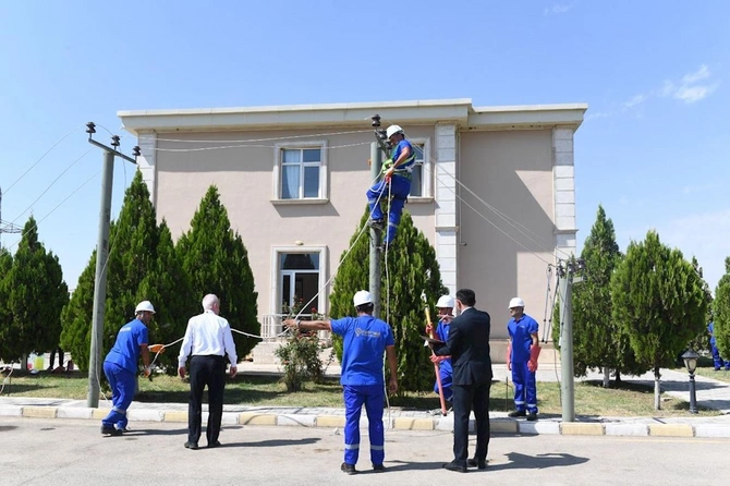 “Yeni nəsil energetiklər: Şəbəkənin memarları” Ümumrespublika Yarışının 8-ci regional turundan — VİDEO/FOTOLAR