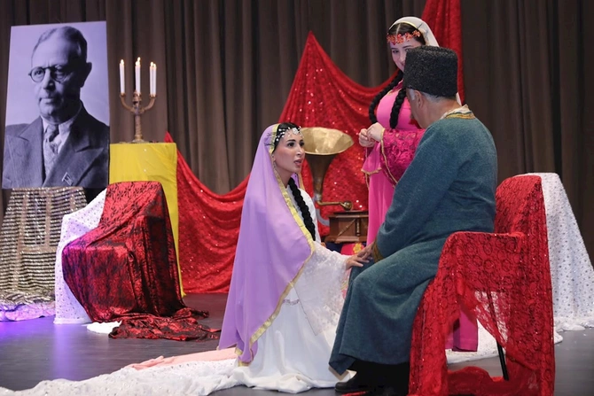 “Arşın mal alan” operettası Lənkəran teatrının təqdimatında Xankəndidə nümayiş olunub — FOTOLAR