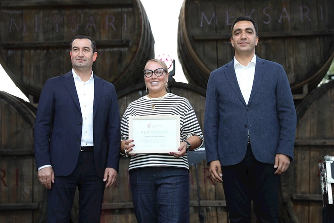 Şamaxıda ikigünlük Üzüm və Şərab Festivalı başa çatdı — FOTOLAR Şamaxıda ikigünlük Üzüm və Şərab Festivalı başa çatdı — FOTOLAR