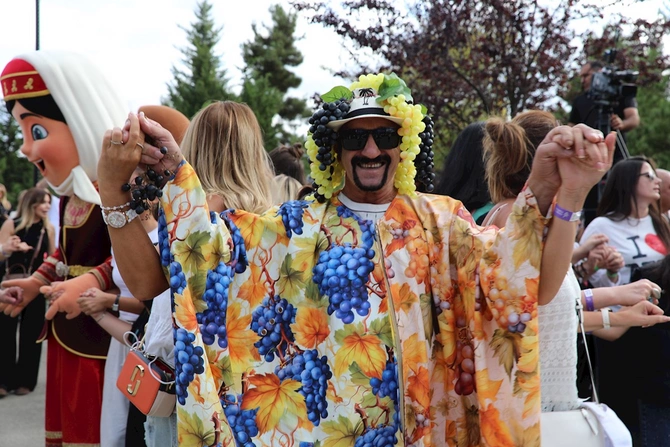 Şamaxıda ikigünlük Üzüm və Şərab Festivalı başa çatdı — FOTOLAR Şamaxıda ikigünlük Üzüm və Şərab Festivalı başa çatdı — FOTOLAR
