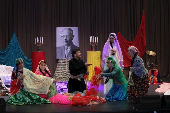 “Arşın mal alan” operettası Lənkəran teatrının təqdimatında Xankəndidə nümayiş olunub — FOTOLAR