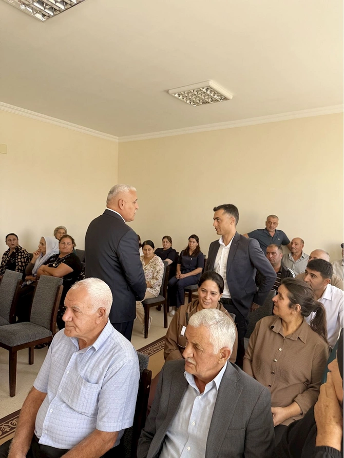 Milli Məclisin deputatı Vüqar Rəhimzadə Culfada seçiciləri ilə növbəti görüşünü keçirib — FOTOLAR