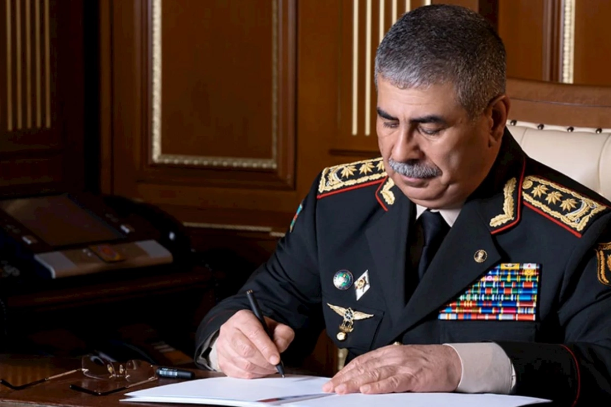 Zakir Həsənov Pakistan tərəfinə başsağlığı verib