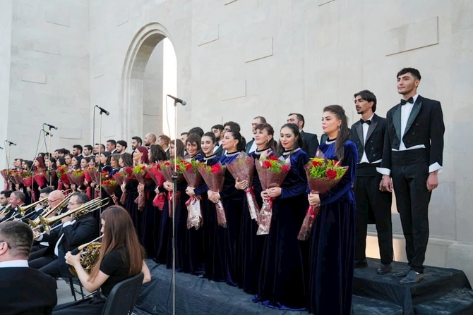 Açıq havada opera tamaşaları və konsertlərin yeni ünvanı — FOTOLAR
