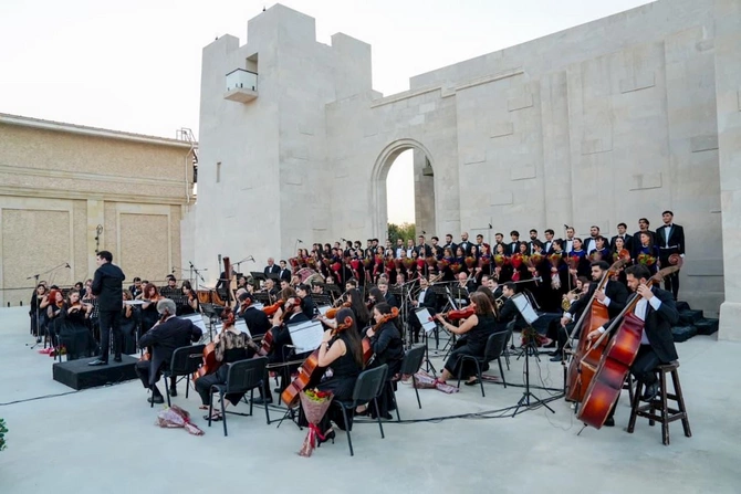 Açıq havada opera tamaşaları və konsertlərin yeni ünvanı — FOTOLAR