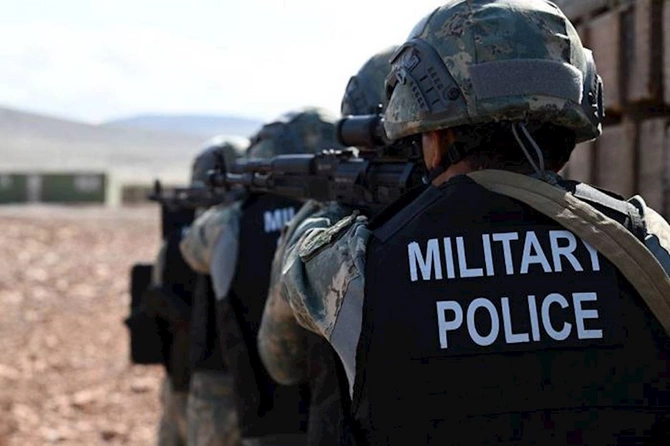 Zakir Həsənov hərbi polisin döyüş hazırlığını izləyib — FOTOLAR Zakir Həsənov hərbi polisin döyüş hazırlığını izləyib — FOTOLAR