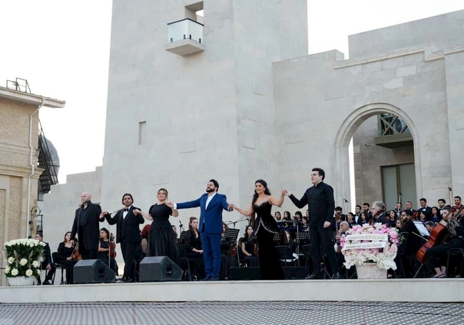 Açıq havada opera tamaşaları və konsertlərin yeni ünvanı — FOTOLAR