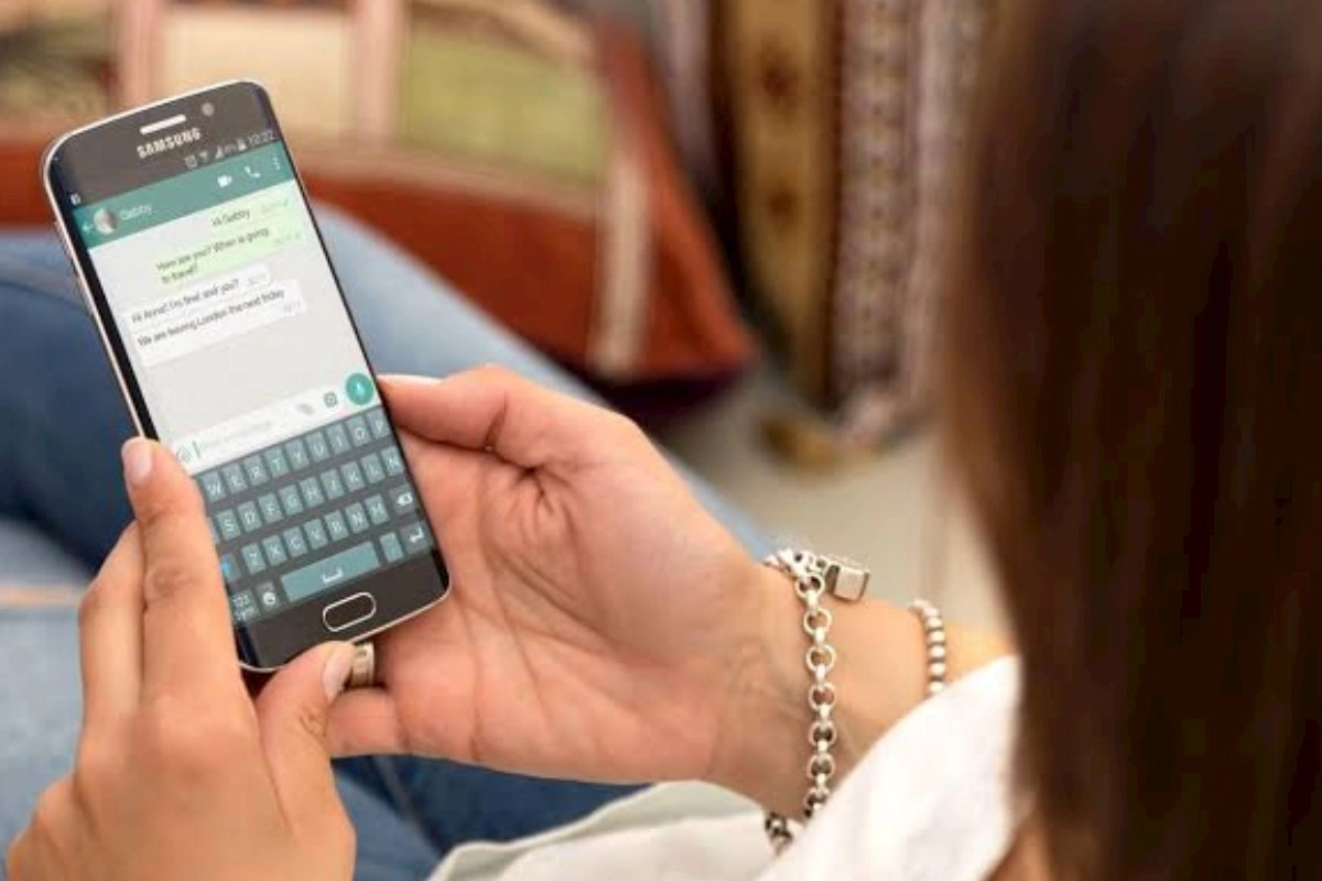WhatsApp mesajları niyə telefona kompüterdən daha gec gəlir?