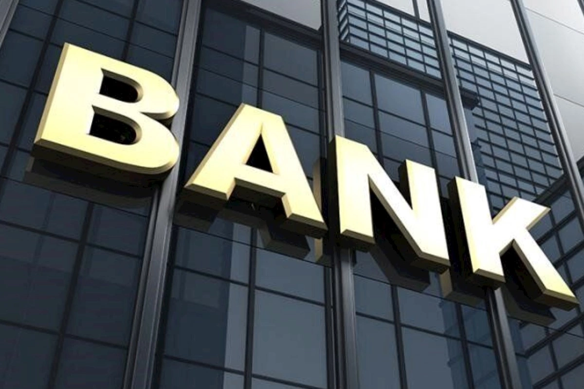 Bank bağlananda pulların aqibəti necə olur?