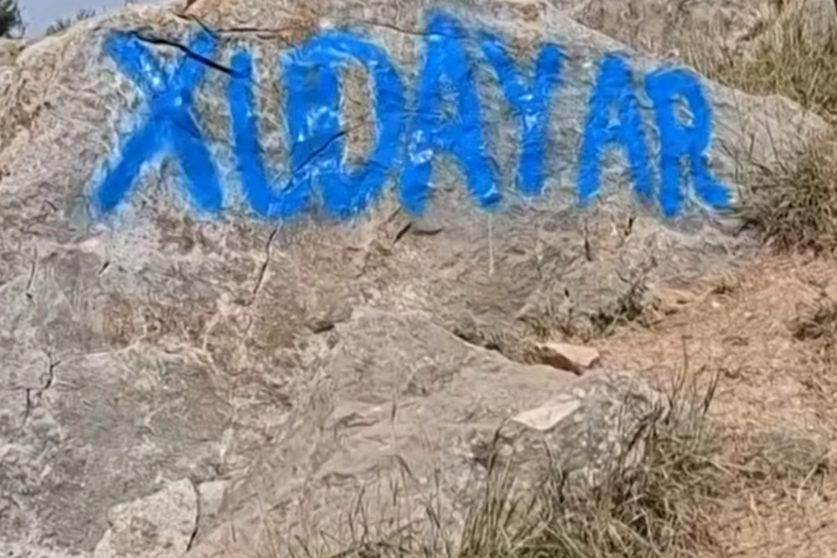 Daşlara həkk olunan məsuliyyətsizlik — Şuşadan reportaj