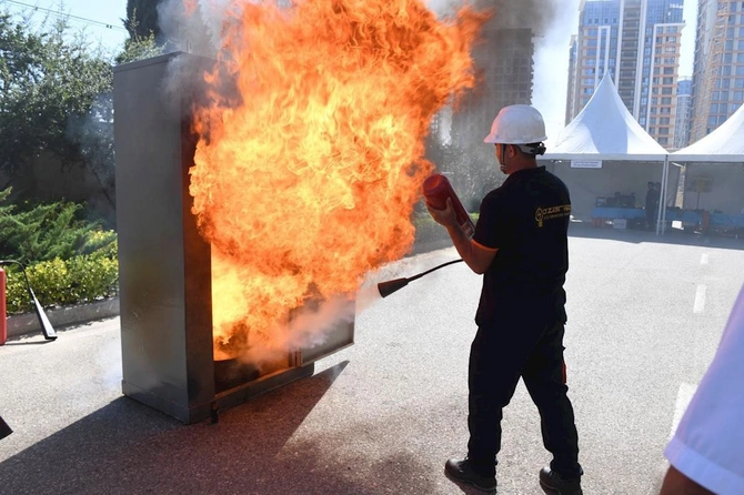 Yeni nəsil energetiklər: Şəbəkənin memarları Ümumrespublika Yarışı davam edir — VİDEO/FOTOLAR
