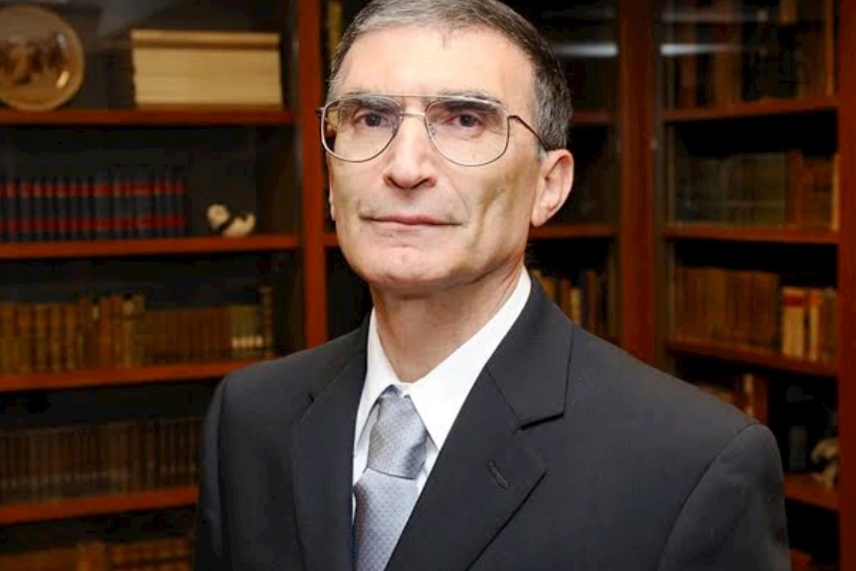Əziz Səncər Şöhrət ordeni ilə təltif edilib