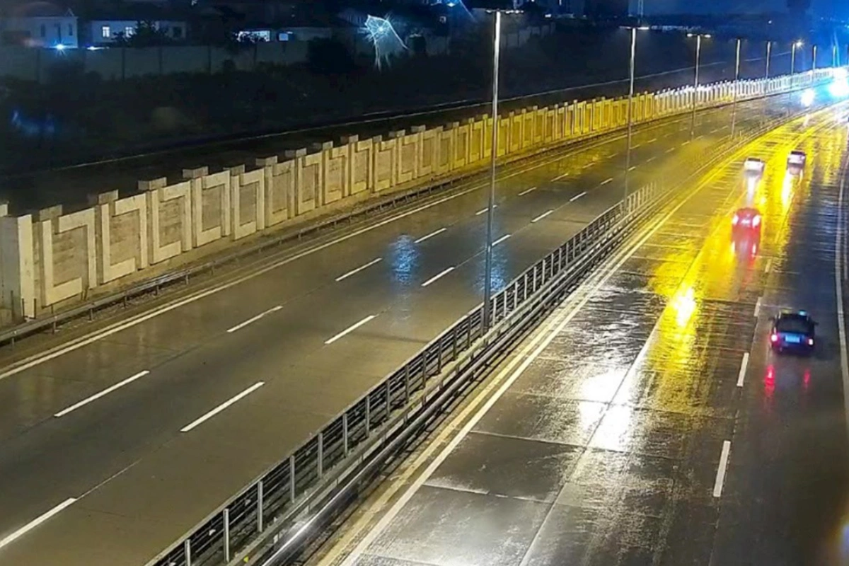 Bu yolda sürət həddi müvəqqəti endirildi — Sürücülərin diqqətinə!