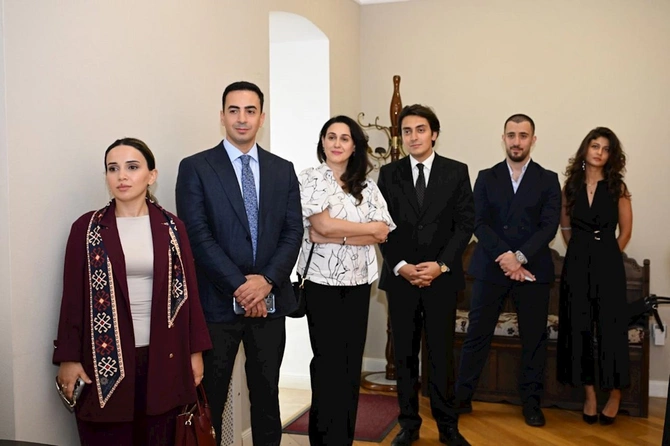 “Ədibin Evi”ndə xarici diplomatlar üçün mədəniyyət kursları başlanıb — FOTOLAR
