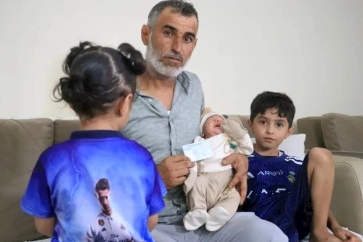 Oğluna Ronaldonun adını qoydu: Ailəsi etiraz etsə də, fikrindən dönmədi — FOTOLAR