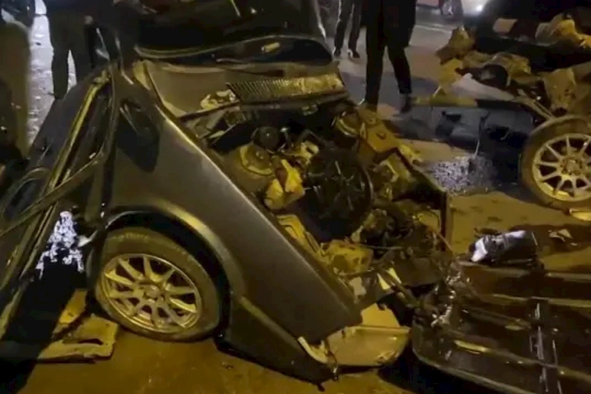 Hacıqabulda dəhşətli qəza: 2 ölü, 4 yaralı