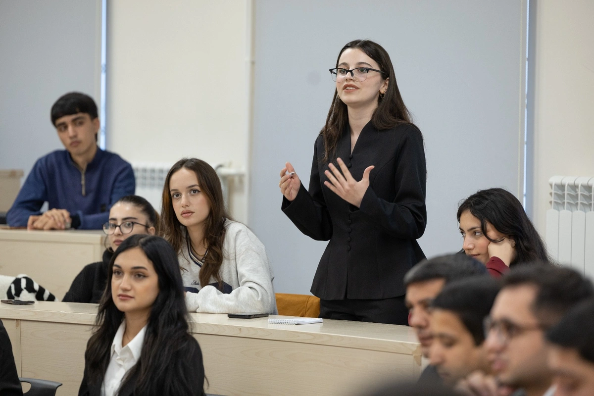 Qarabağ Universitetində "Mədəniyyətlərarası dialoq və dini müxtəliflik: qlobal təcrübələr və yeni üfüqlər" mövzusunda tədbir keçirilib - FOTOLAR