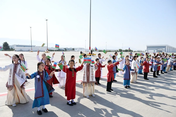 Leyla Əliyeva Türkmənistanda səfərdədir - FOTOLAR Leyla Əliyeva Türkmənistanda səfərdədir - FOTOLAR