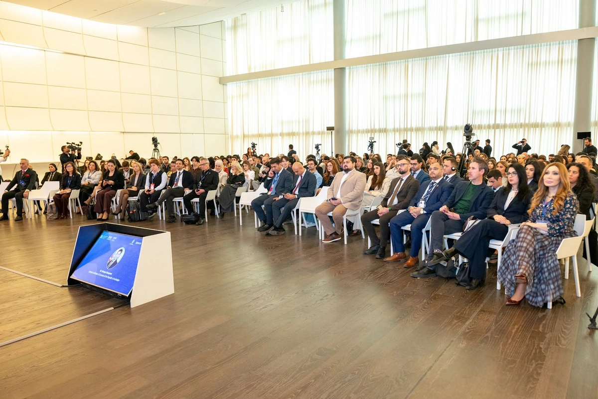 Forum çərçivəsində "Biznes dialoqu" adlı panel sessiyası keçirilib - FOTOLAR