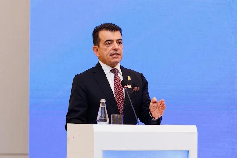 "Mədəniyyət mərkəzdə: ortaq gələcəyə etibarlı yollar" mövzusunda plenar sessiya təşkil olunub - FOTOLAR