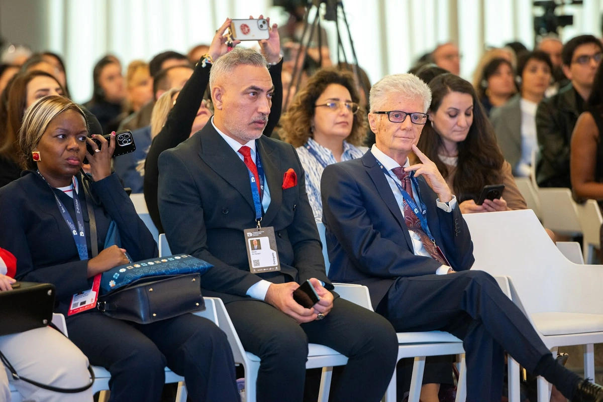 Forum çərçivəsində "Biznes dialoqu" adlı panel sessiyası keçirilib - FOTOLAR