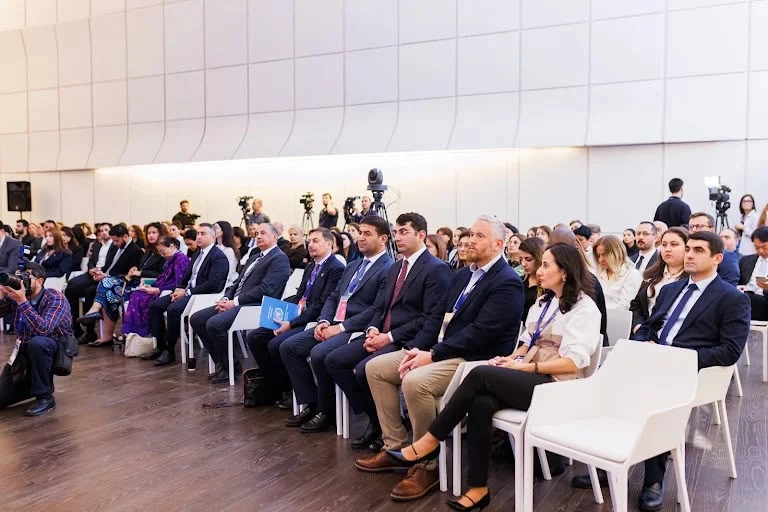Mədəniyyətlərarası dialoq forumunda süni intellektin təsiri müzakirə edildi - FOTOLAR