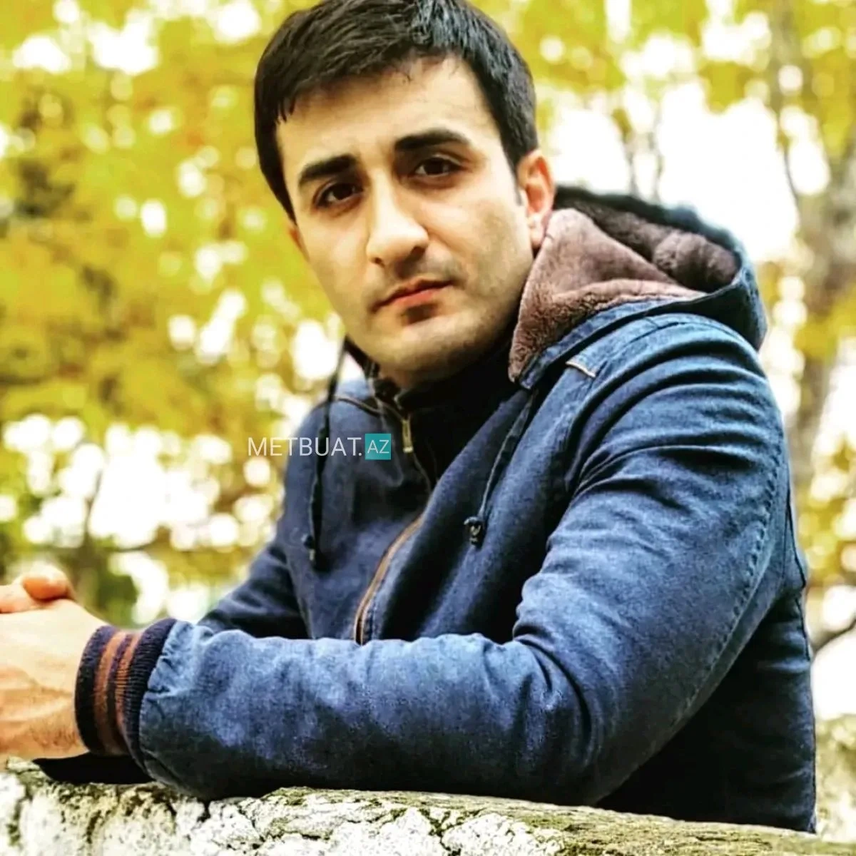 Göyçayda ilan sancan şəxs məmur imiş - FOTO