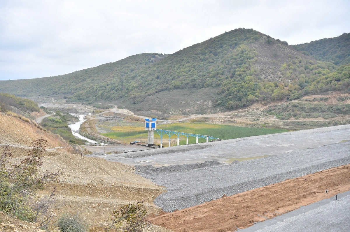 ADSEA Yengicə su anbarı və Şirvan suvarma kanalının tikintisi çərçivəsində mediatur təşkil etdi – VİDEO/FOTO