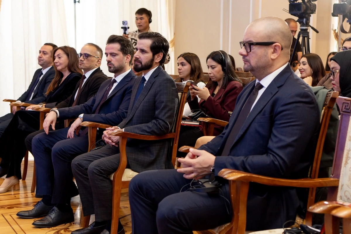 VII Ümumdünya Mədəniyyətlərarası Dialoq Forumuna həsr olunan mətbuat konfransı keçirilib - FOTOLAR