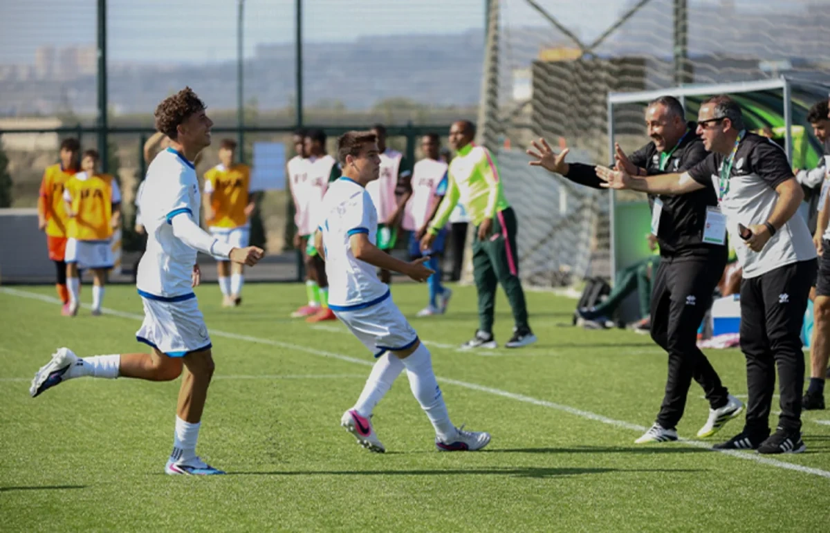 Rövşən Nəcəf və Canni İnfantino U-15 dünya çempionatının oyunlarını izləyiblər - FOTOLAR